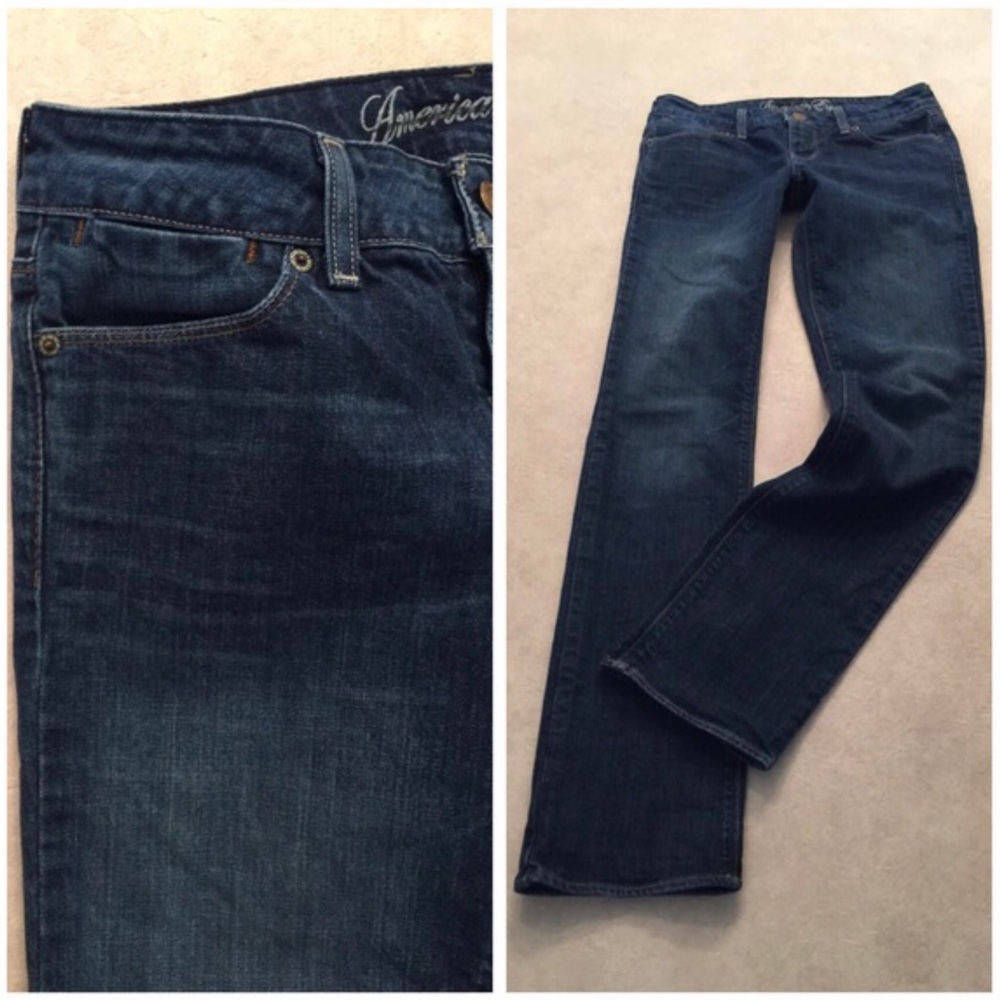 AE AMERICAN EAGLE Outfitters Jeans 77 Straight 99% Cotton Size 2 Regular